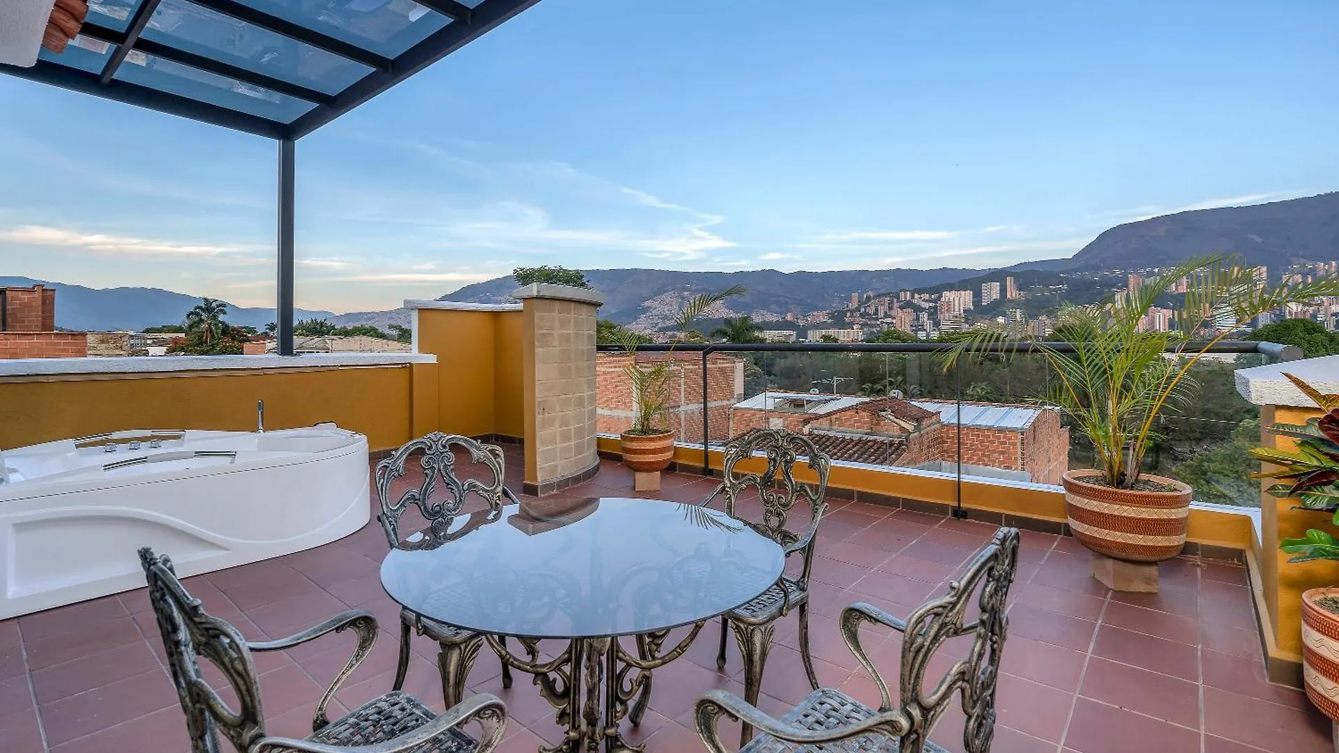 Medellin- Cerca Al Poblado-401 Apartment Colombia