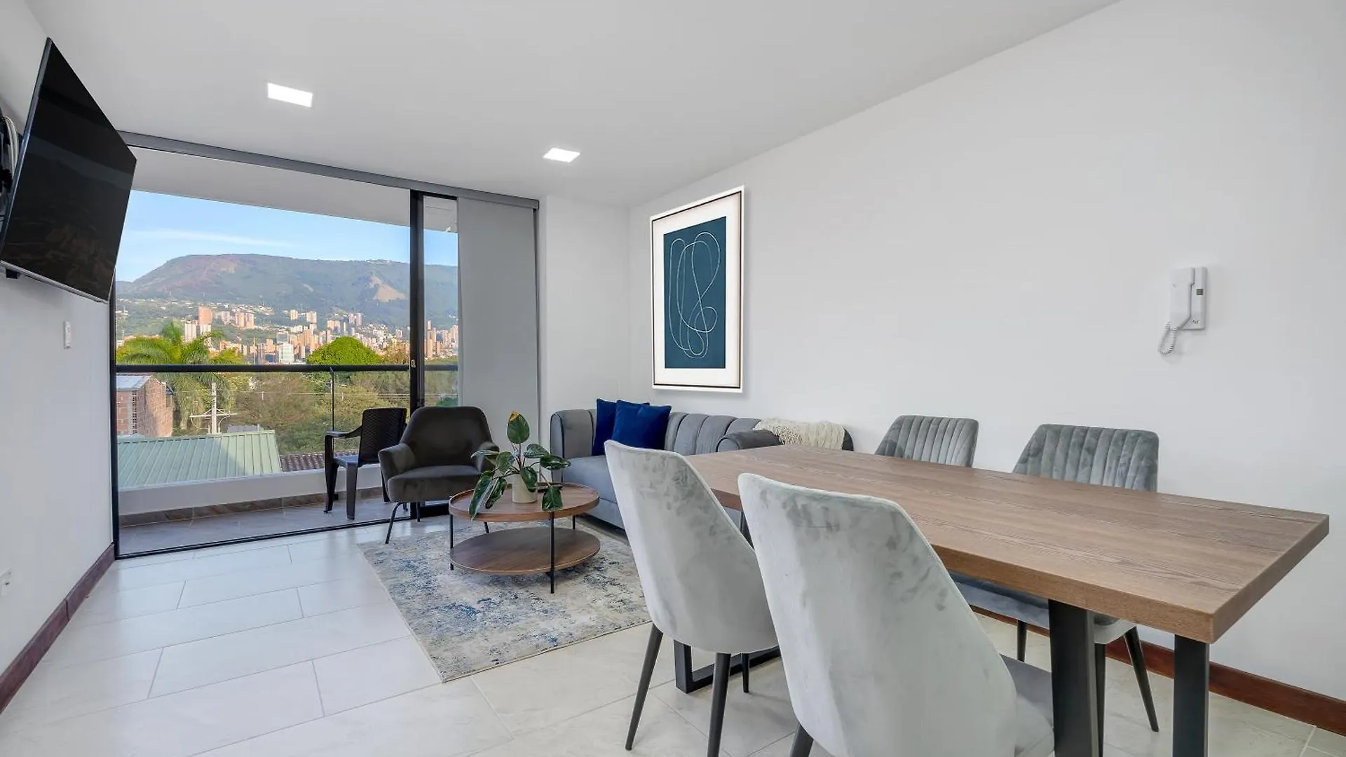 Apartamento Medellin- Cerca Al Poblado-401