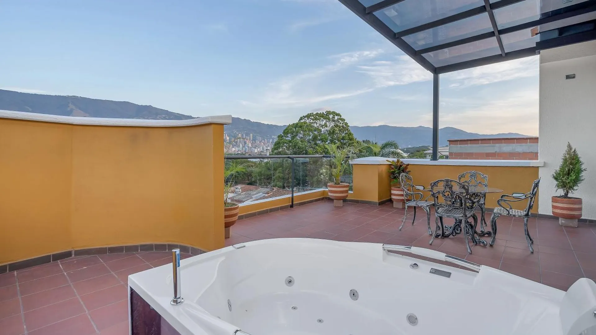 Medellin- Cerca Al Poblado-401アパートメント メデジン